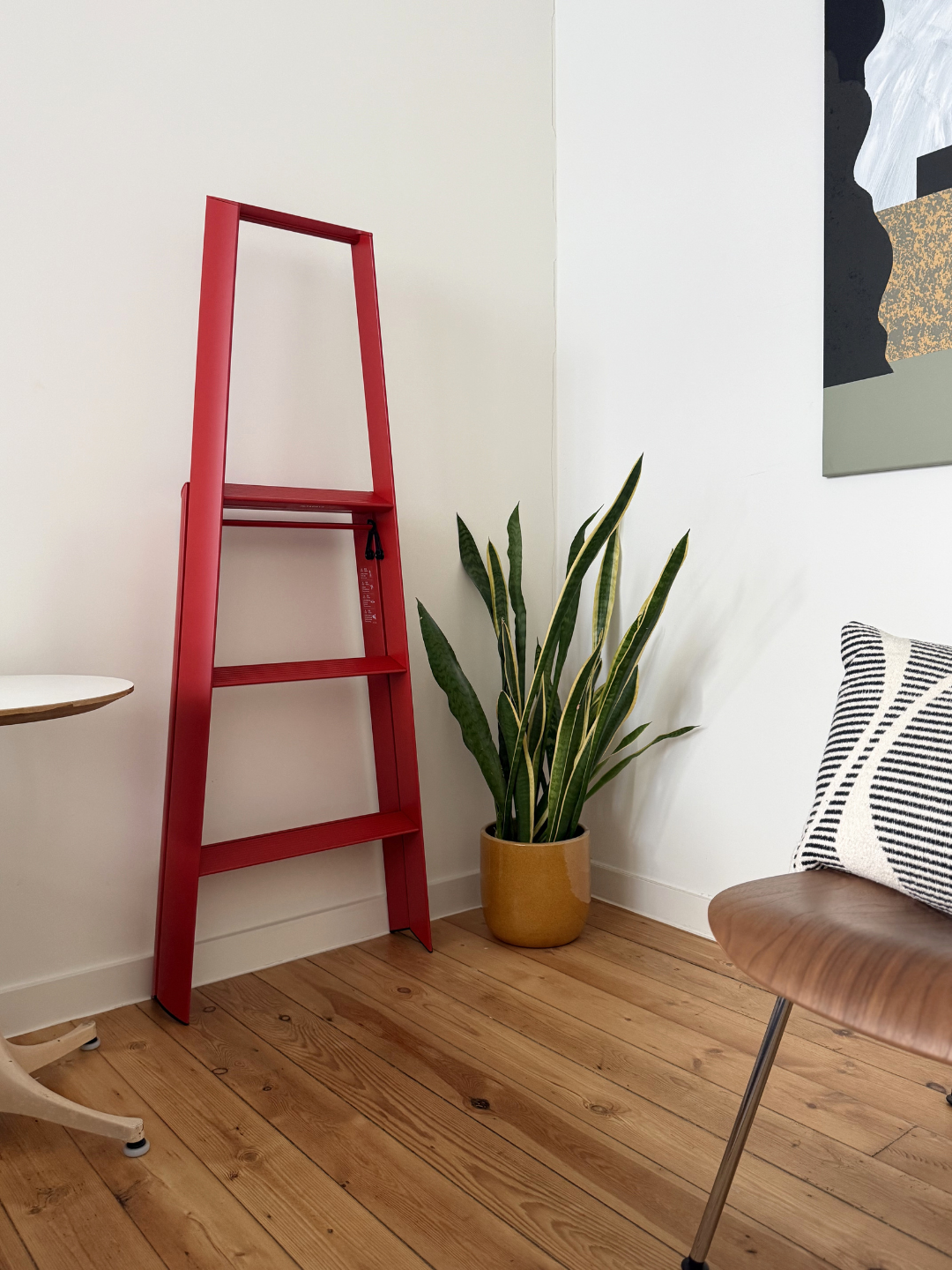 Hasegawa Lucano Escabeau 3 marches Rouge
